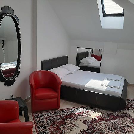 Aleksandrija Apartment Nis Luaran gambar